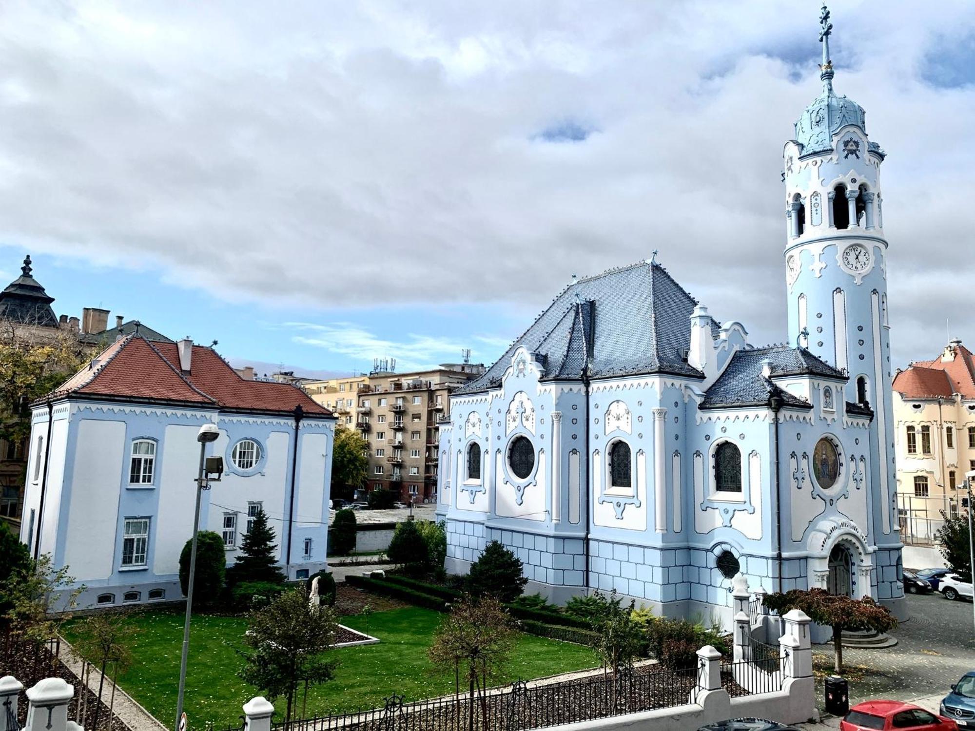 New, Beautiful Apt With Parking In Best Location! Bratislava Buitenkant foto